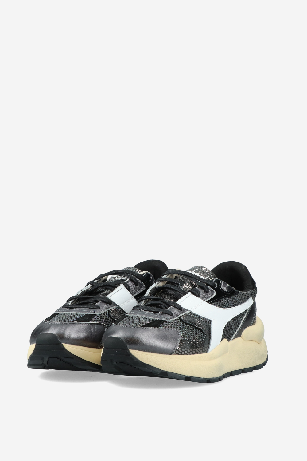 Mercury Elite cobra used mesh sneakers