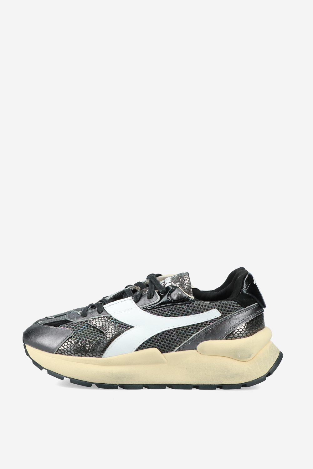 Mercury Elite cobra used mesh sneakers