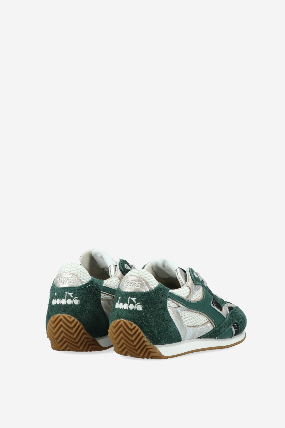 Equipe revenge italia used suede sneakers