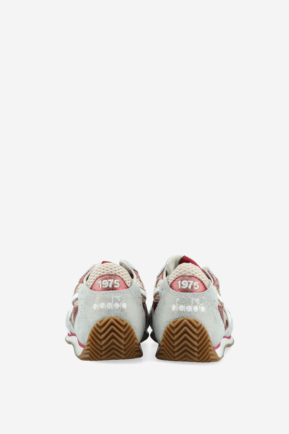 Equipe revenge italia used suede sneakers