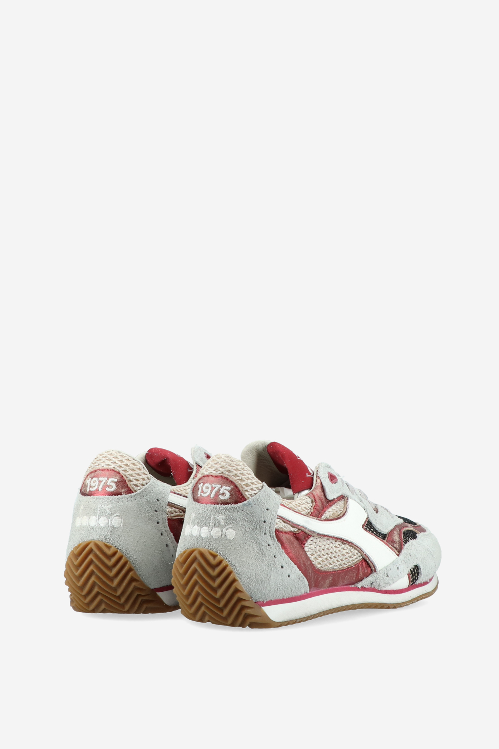 Equipe revenge italia used suede sneakers