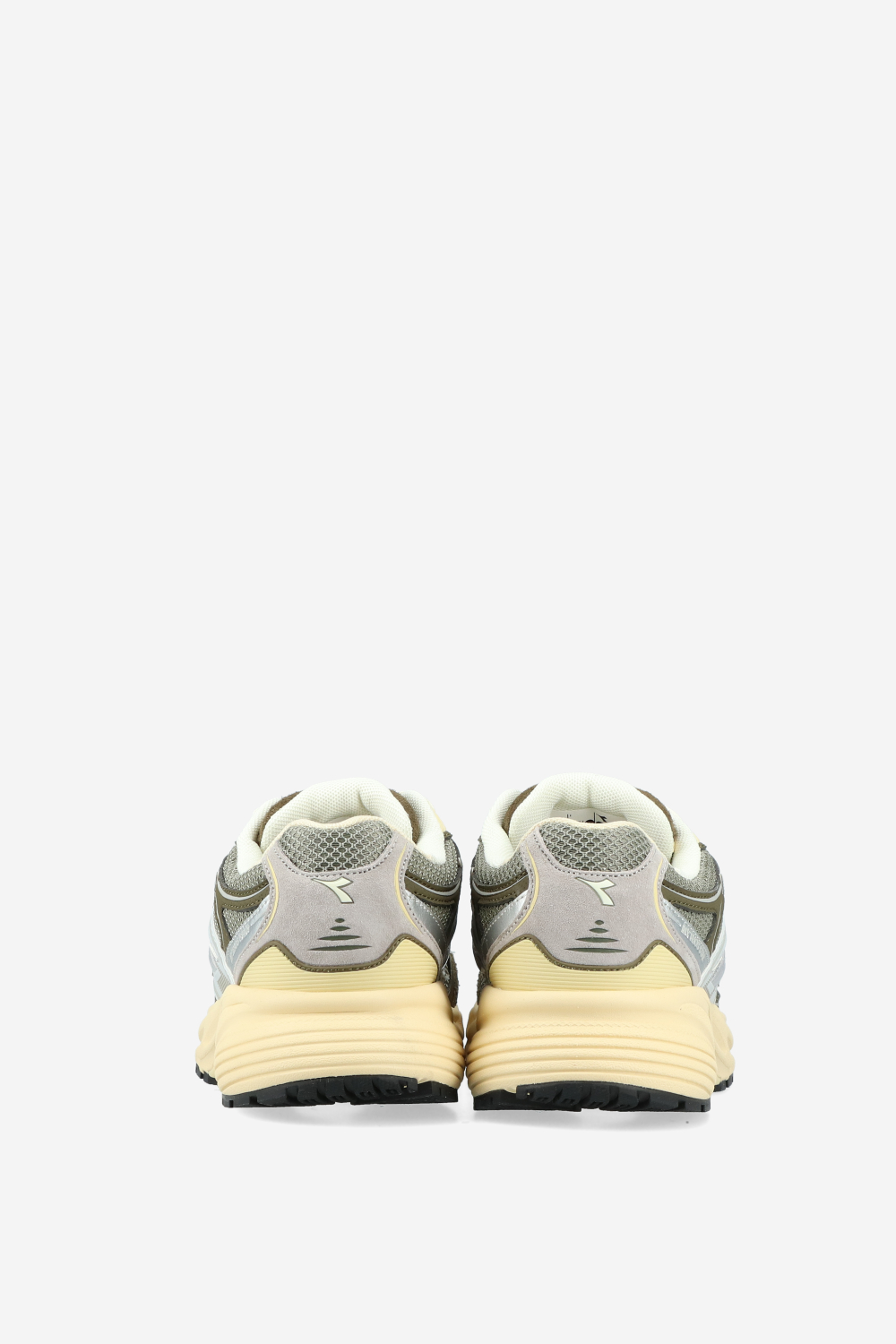 Mythos star M2 stone sneakers