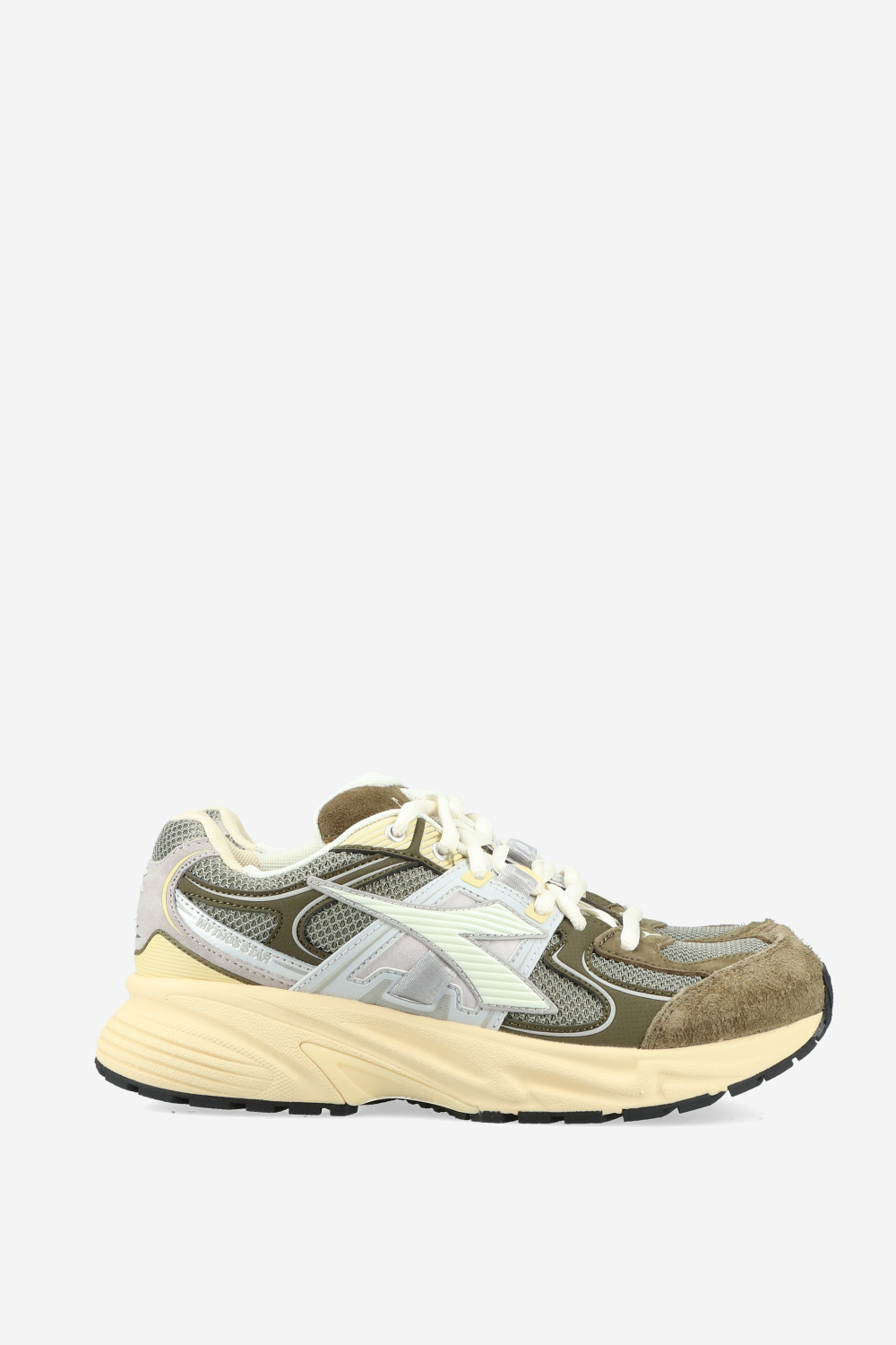 Mythos star M2 stone sneakers