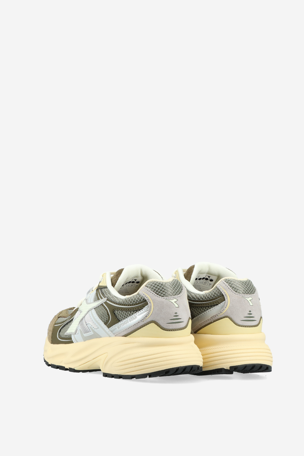Mythos star M2 stone sneakers