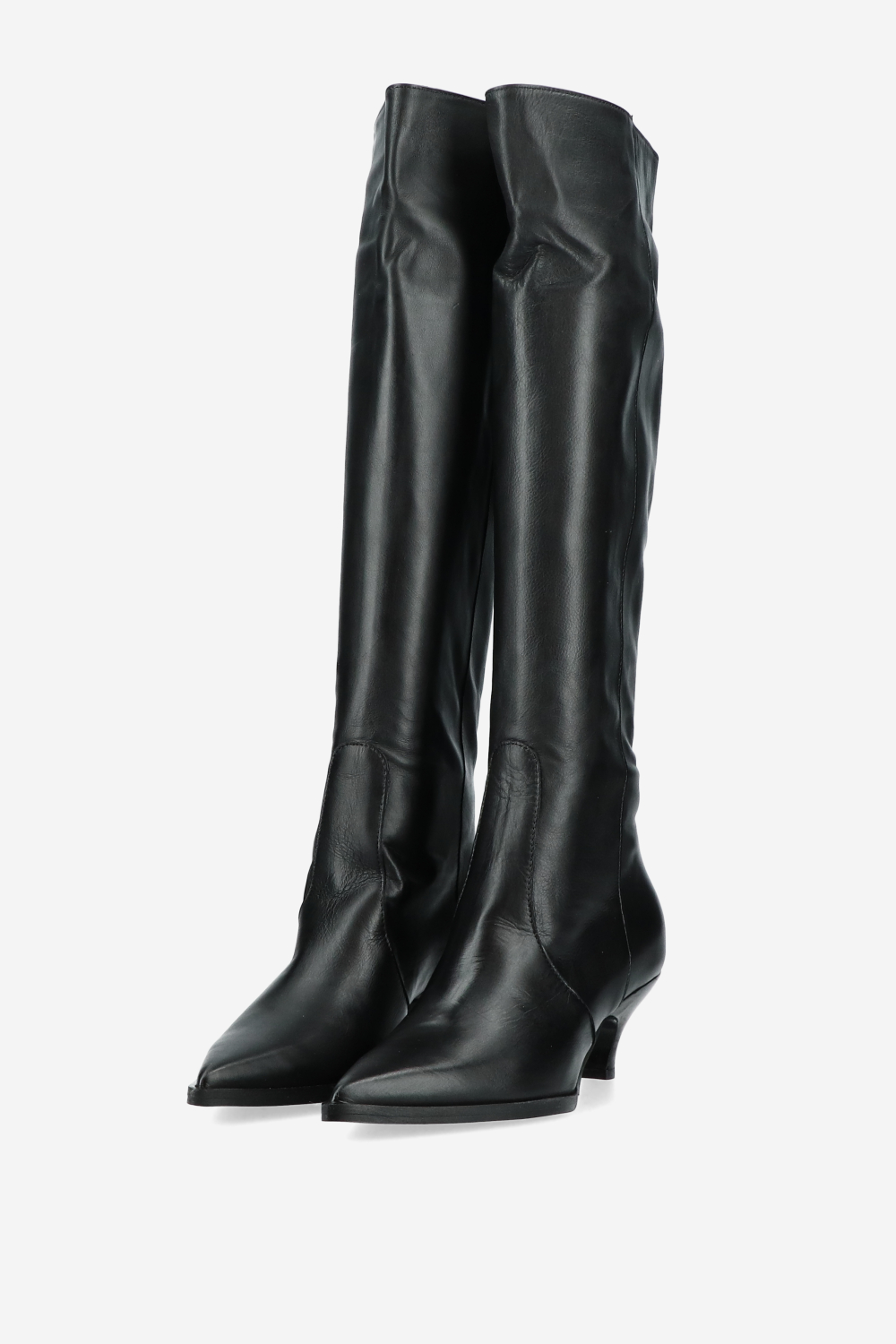 Pointed-toe knee-high leather boots