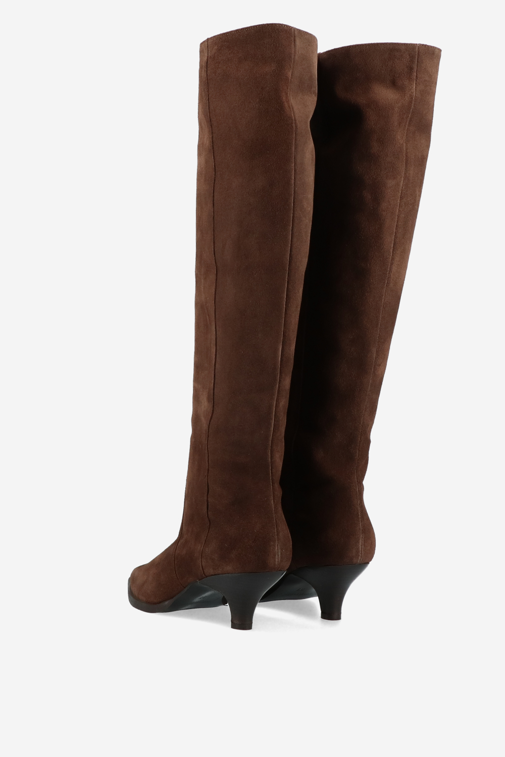 Pointed-toe knee-high suede boots