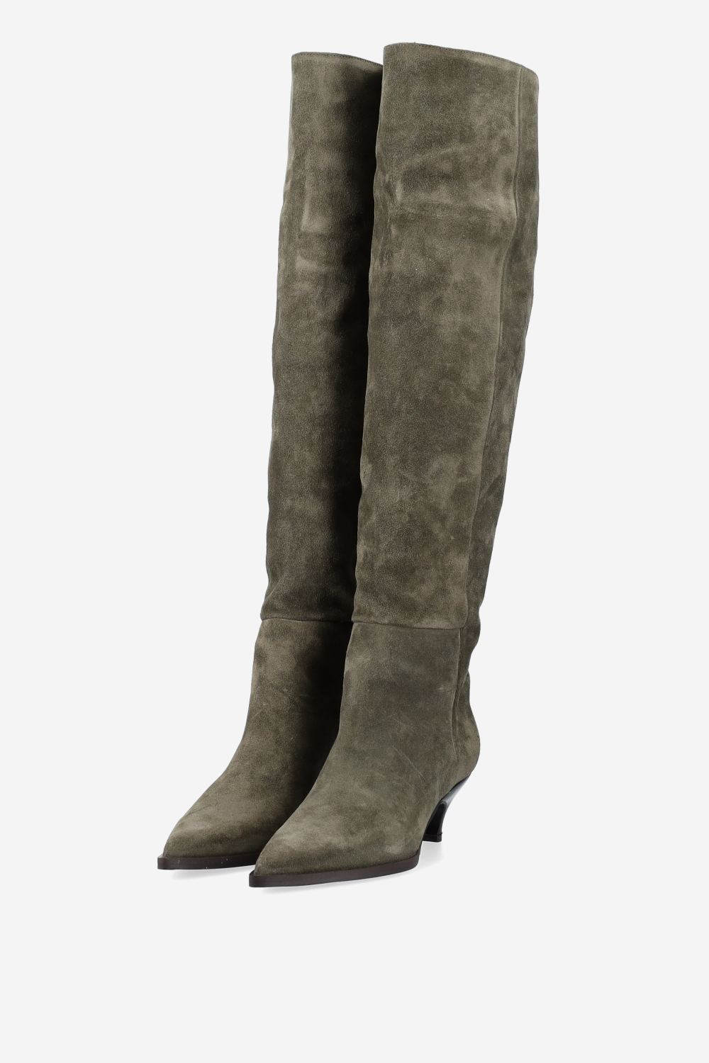 Pointed-toe knee-high suede boots