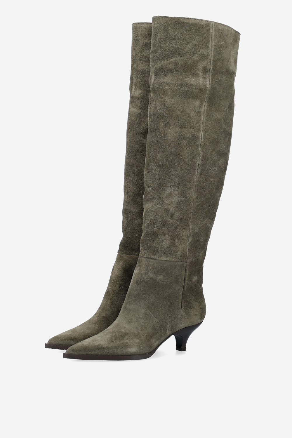 Pointed-toe knee-high suede boots