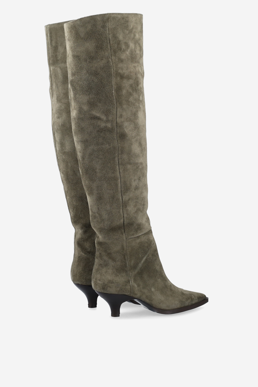 Pointed-toe knee-high suede boots