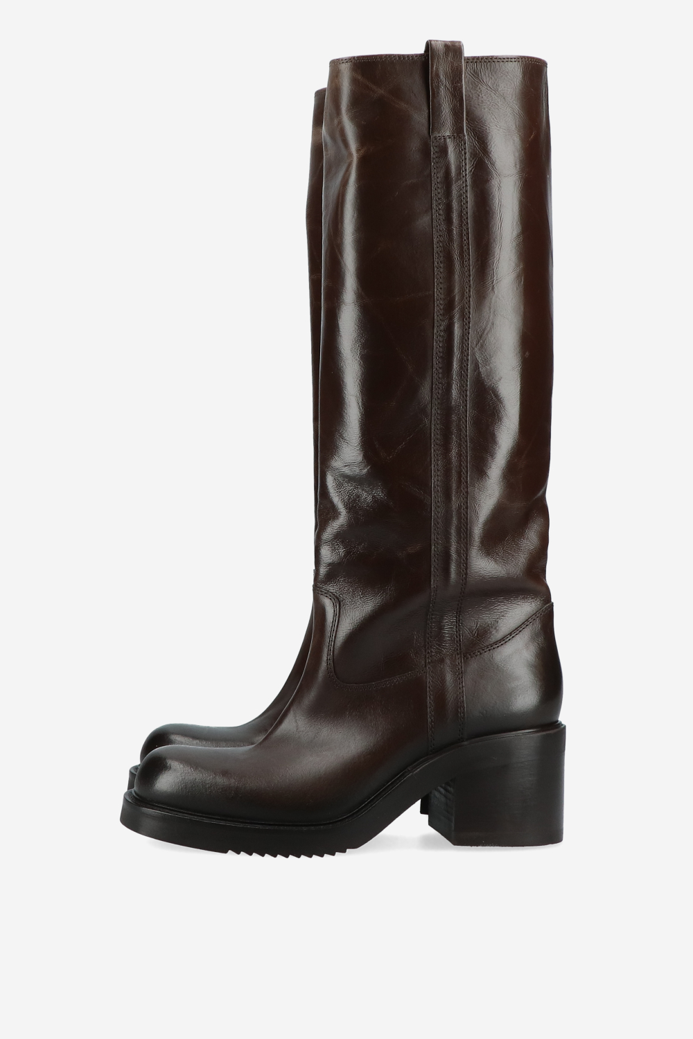 Vintage look leather heeled boots