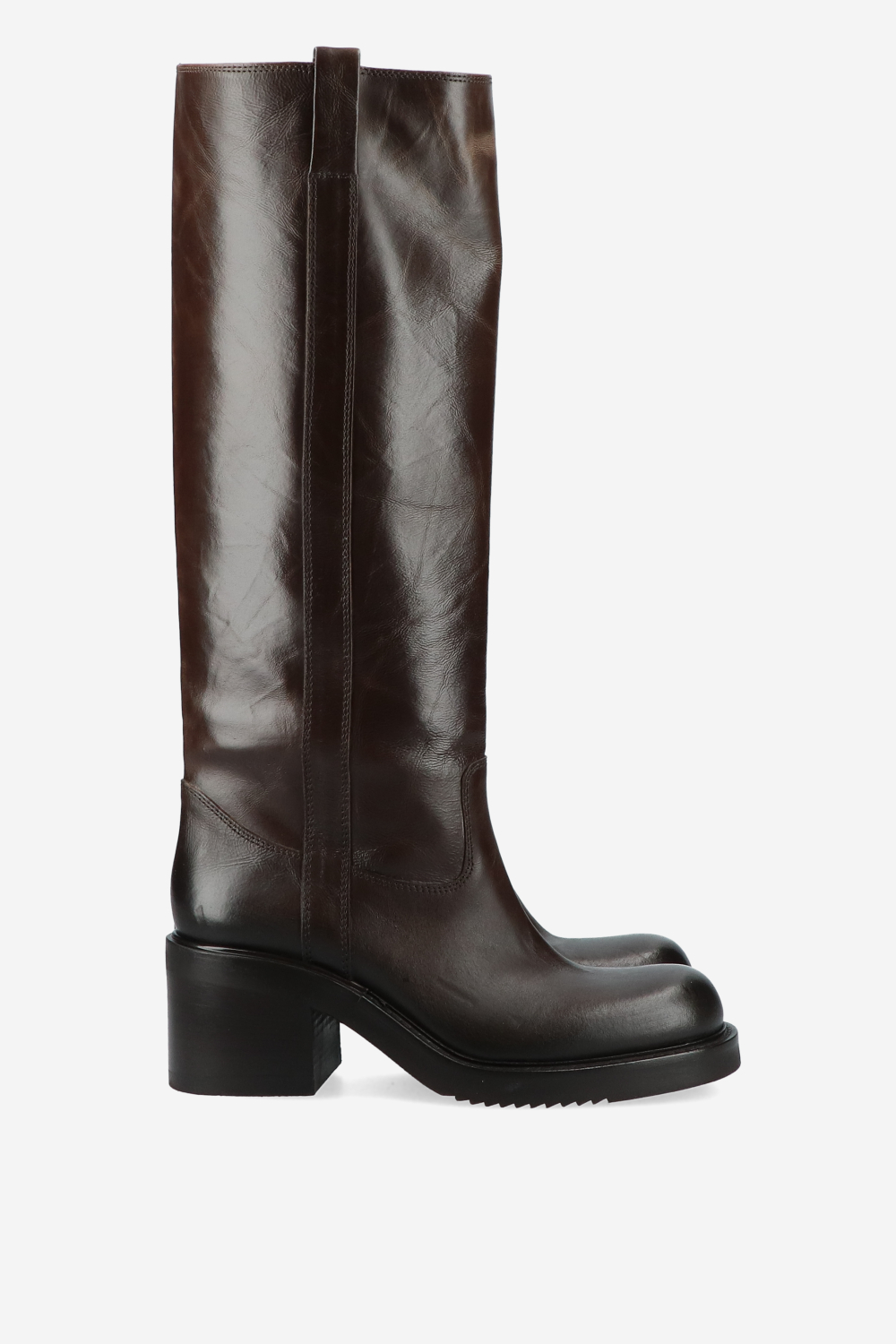 Vintage look leather heeled boots