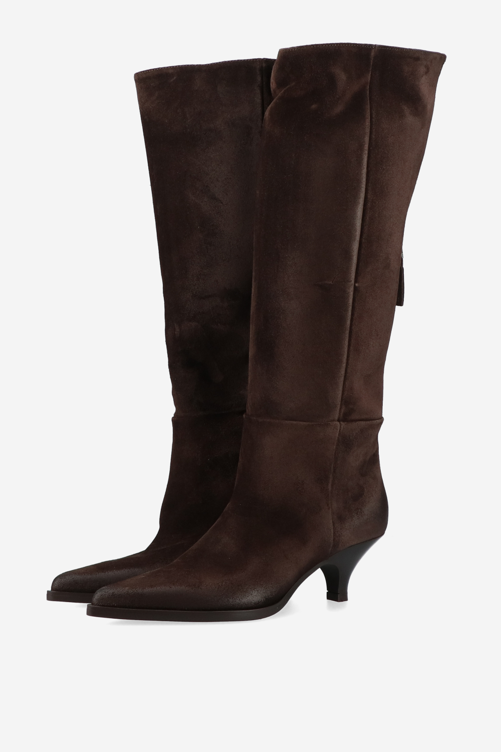 Pointed toe suede boots