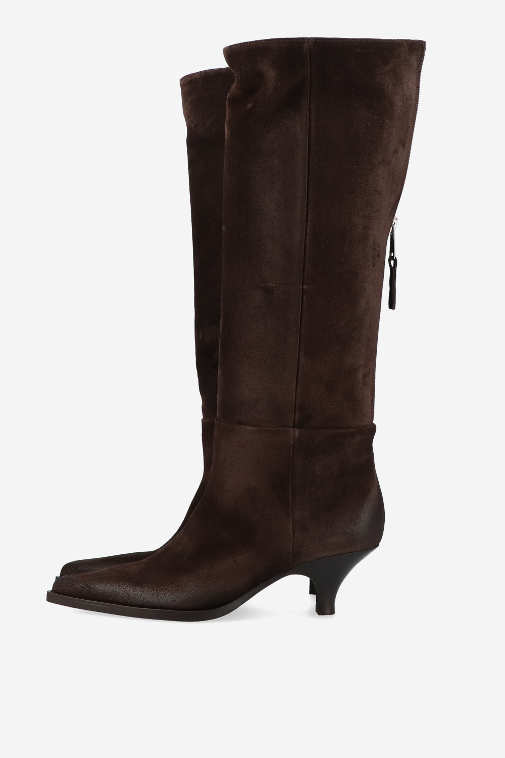 Pointed toe suede boots