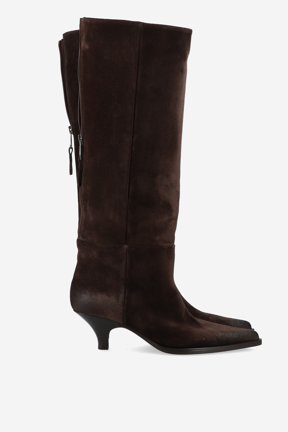 Pointed toe suede boots