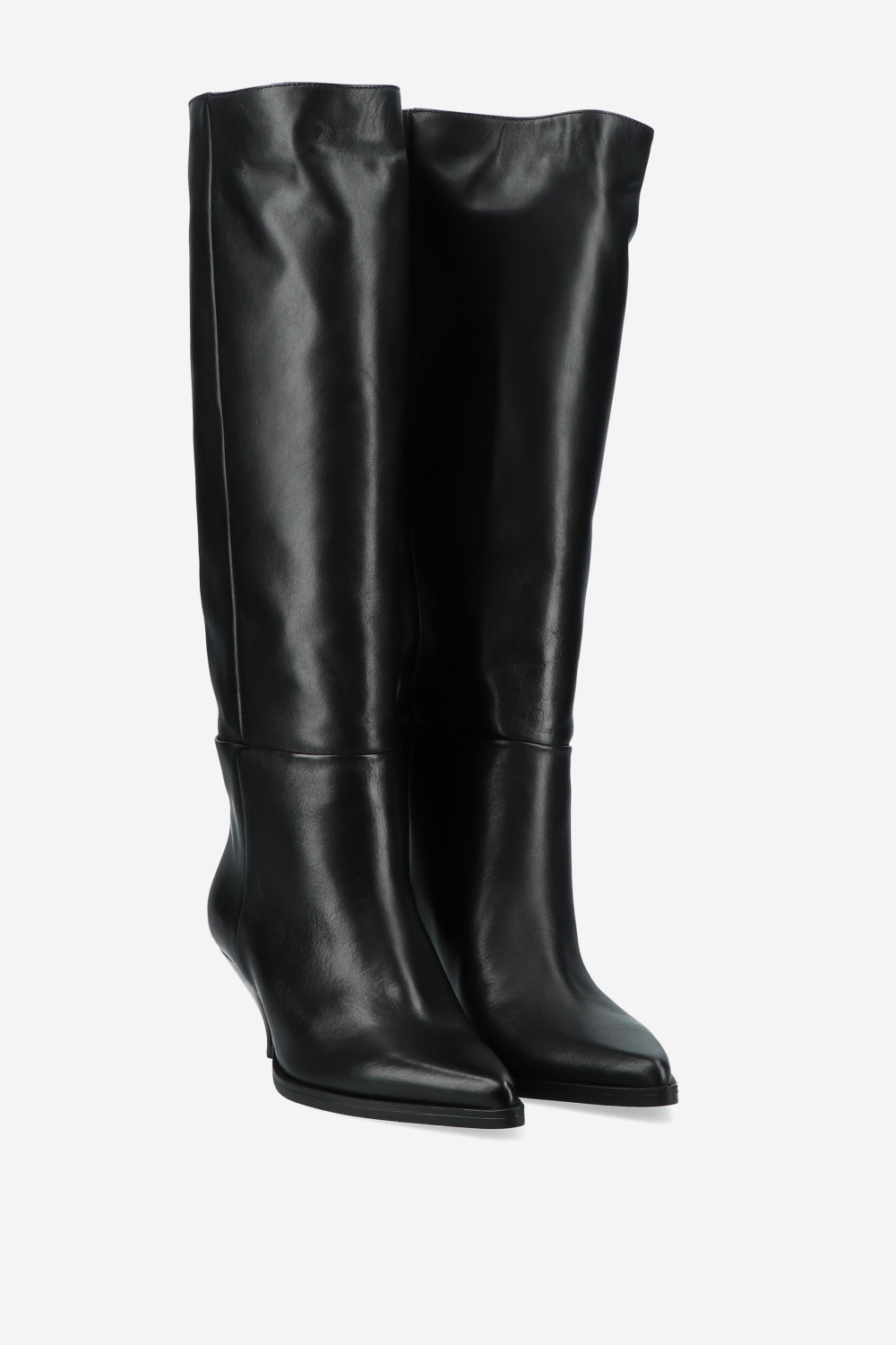 Pointed toe leather boots