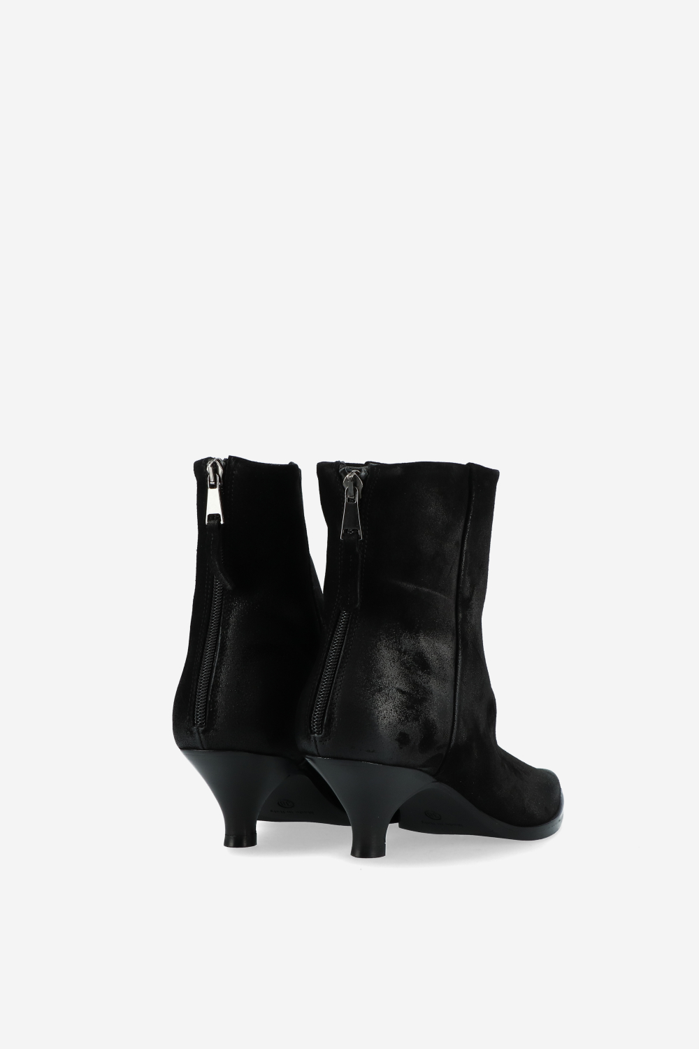 Pointed toe suede ankle boots