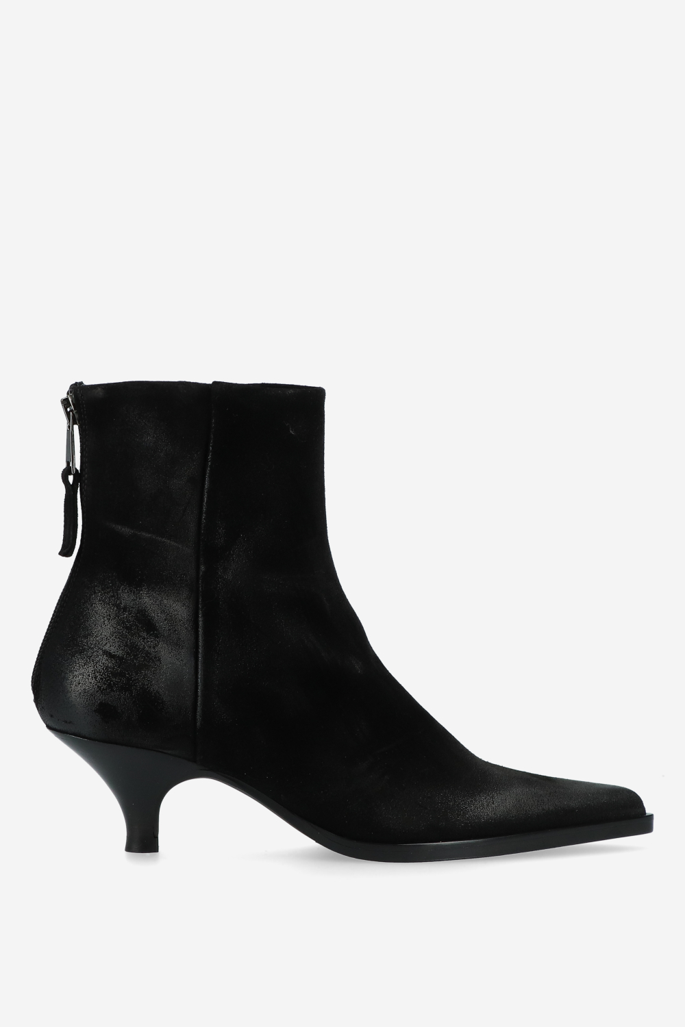 Elena Iachi - Pointed toe suede ankle boots