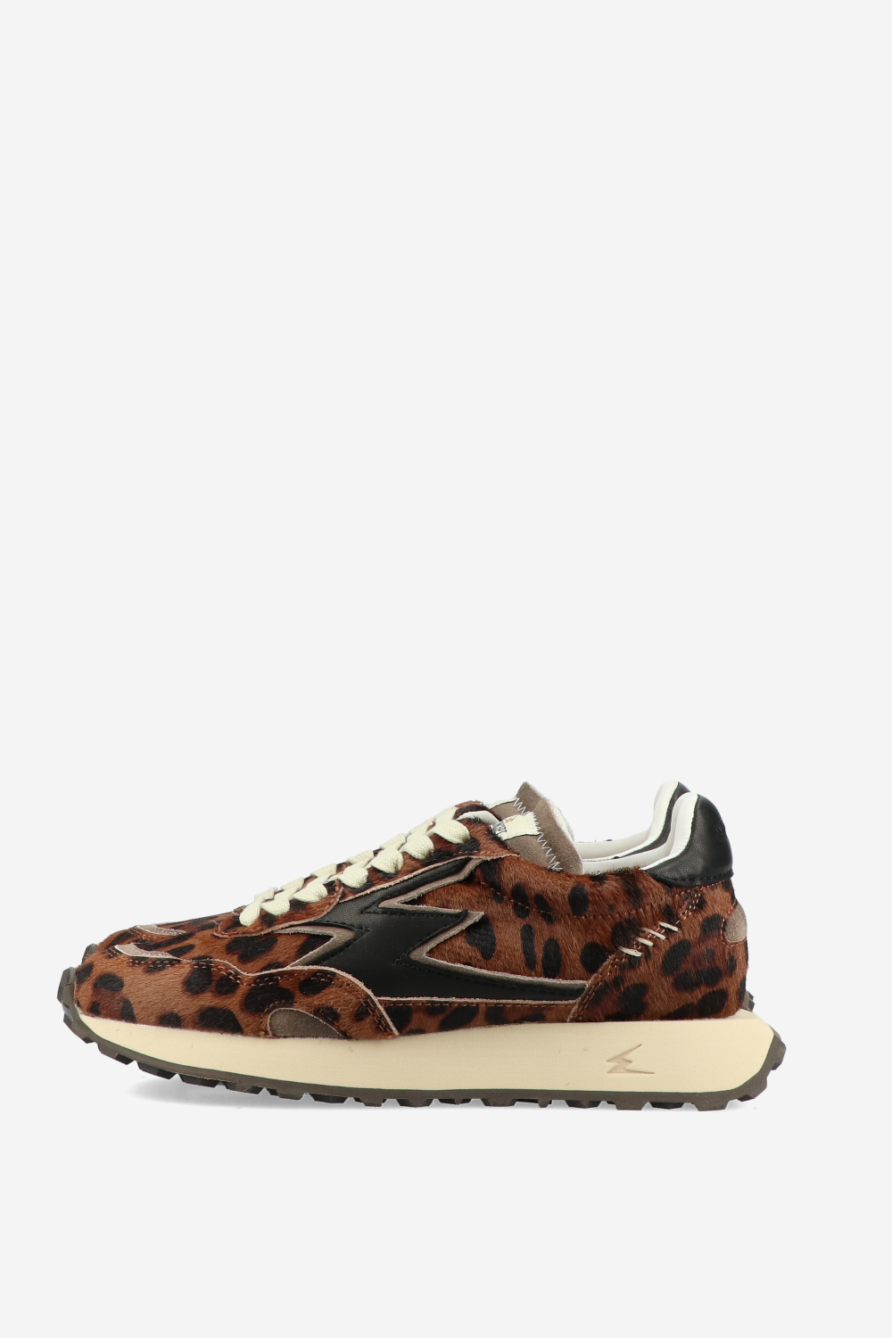 Hype deluxe horsy sneakers