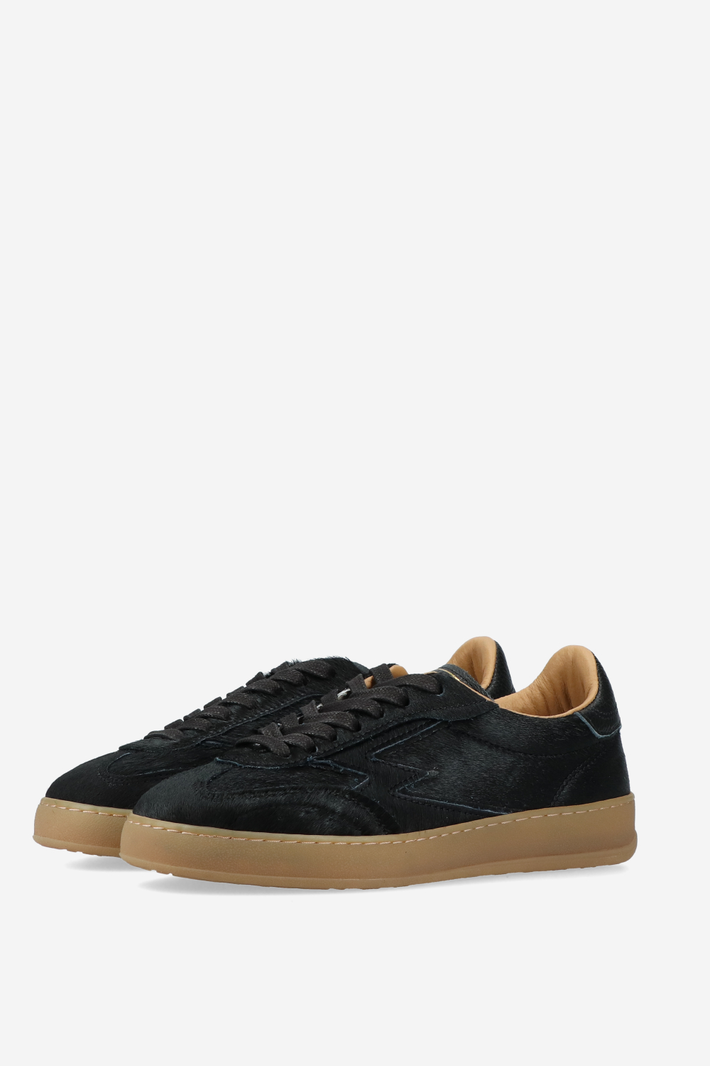 Club deluxe horsy sneakers