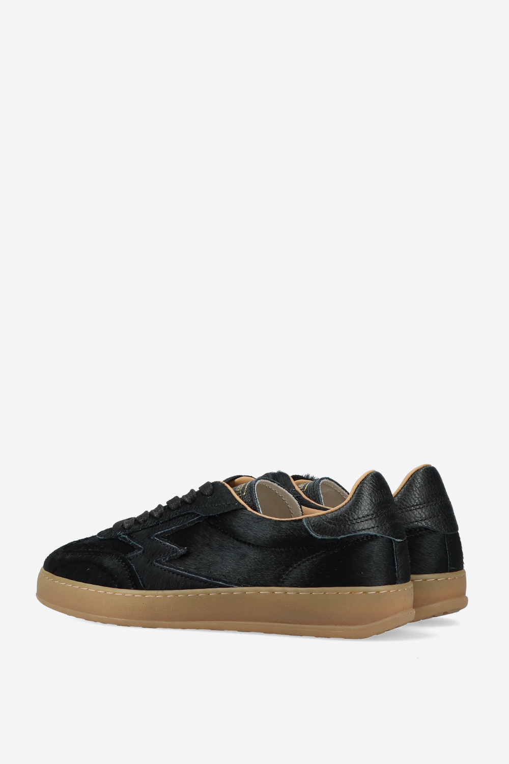 Club deluxe horsy sneakers