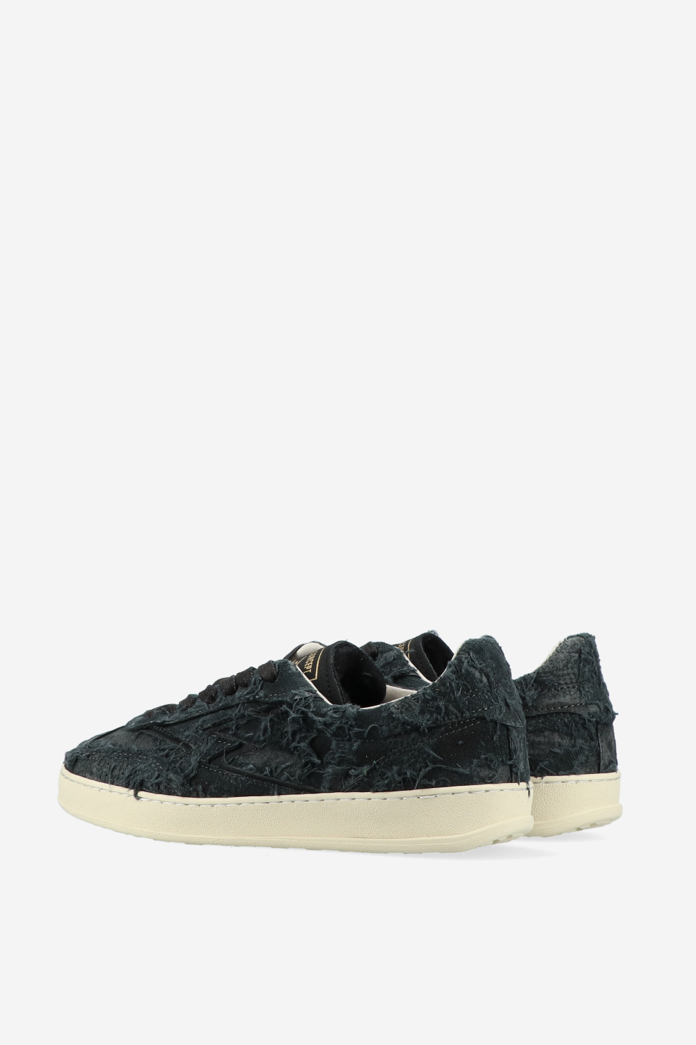 Master Club destroyed suede sneakers