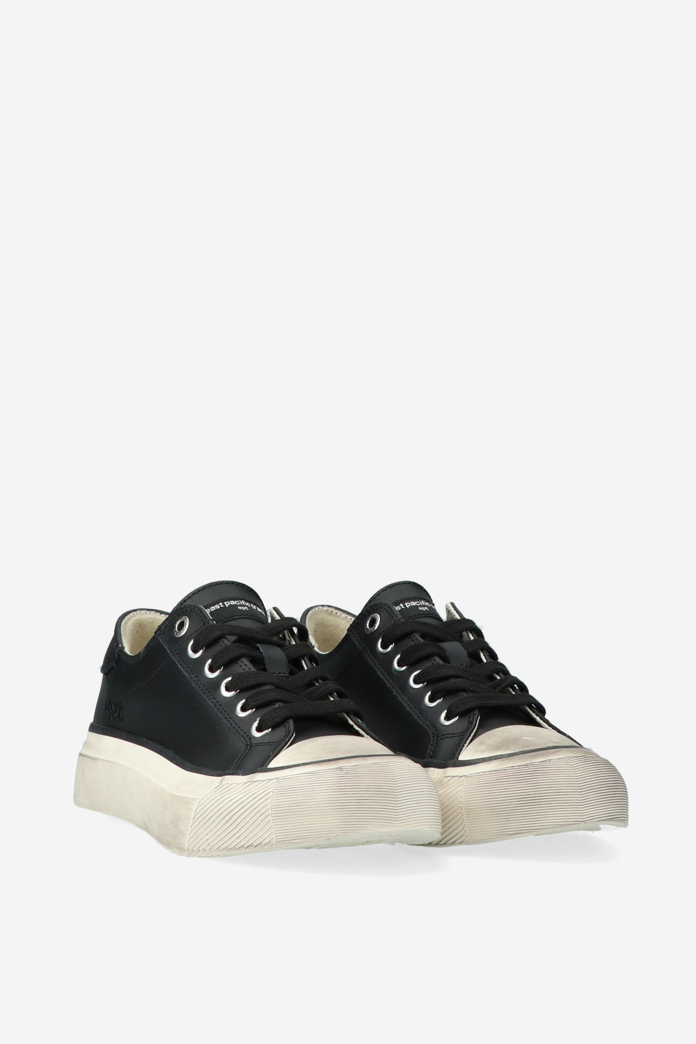 Dive vintage leather sneakers