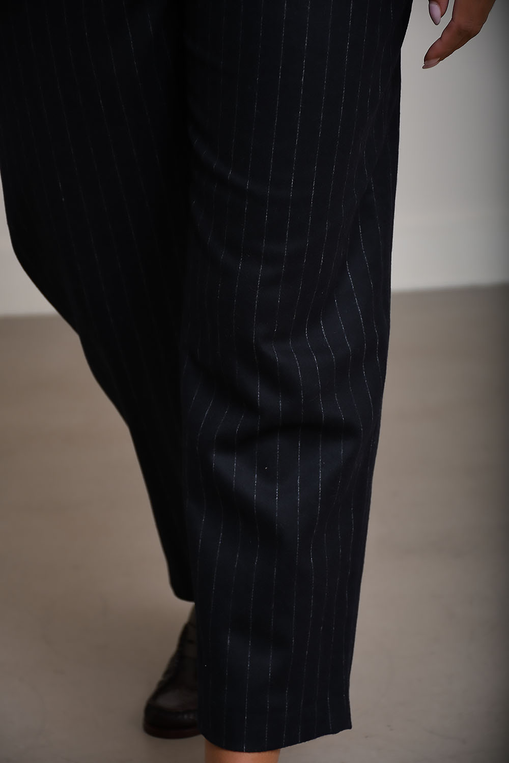 Roxanne filone-woven trouser