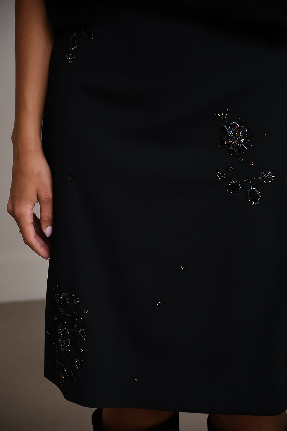Embellished tailoring midi skirt