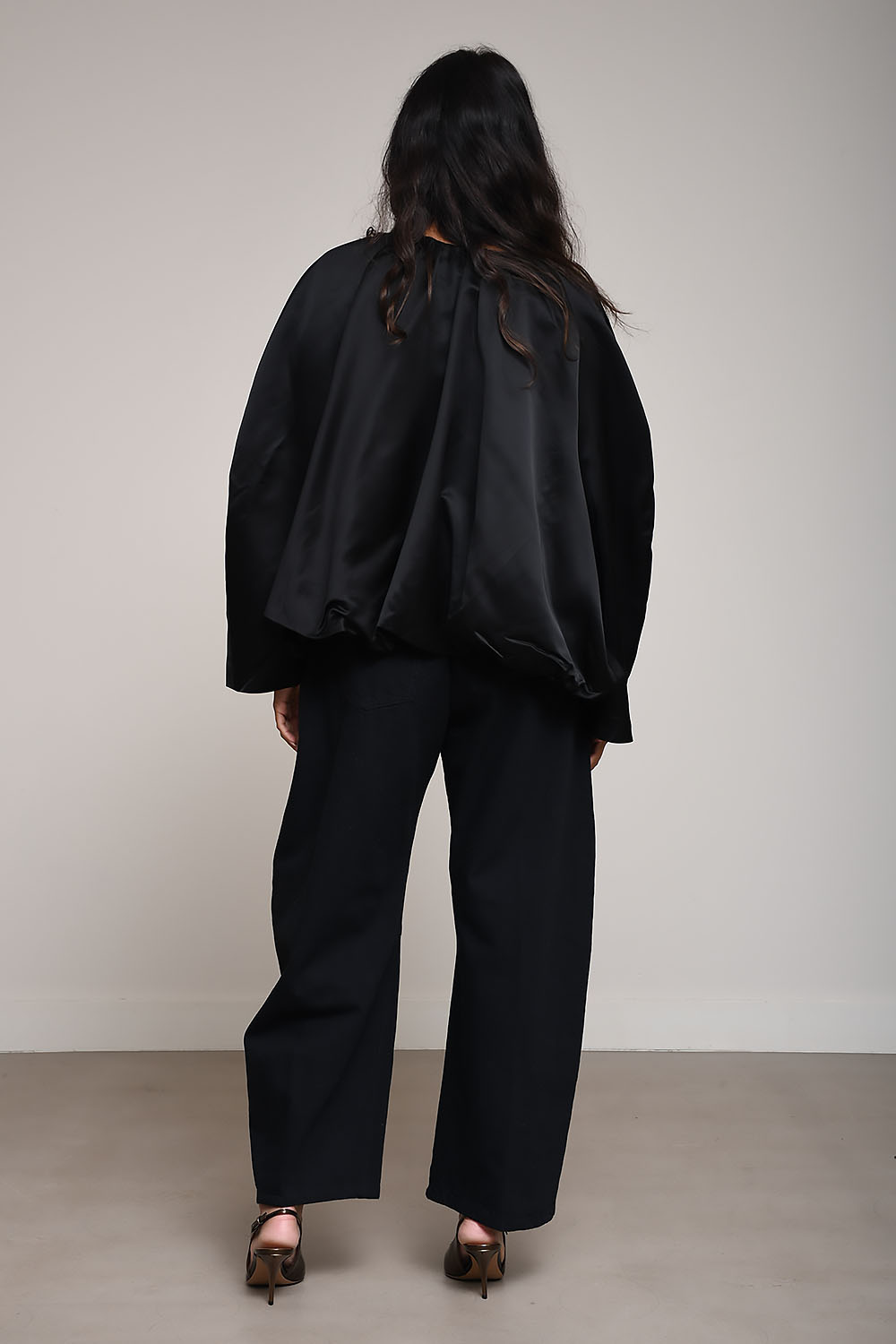 Satin balloon blouse