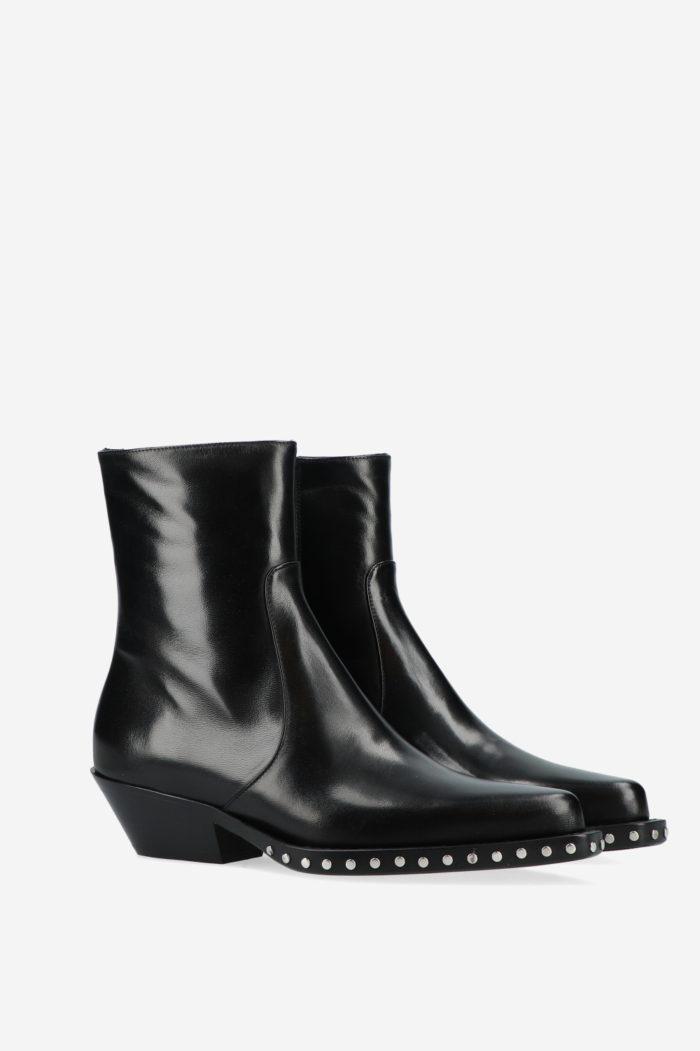 Incomplete leather boots