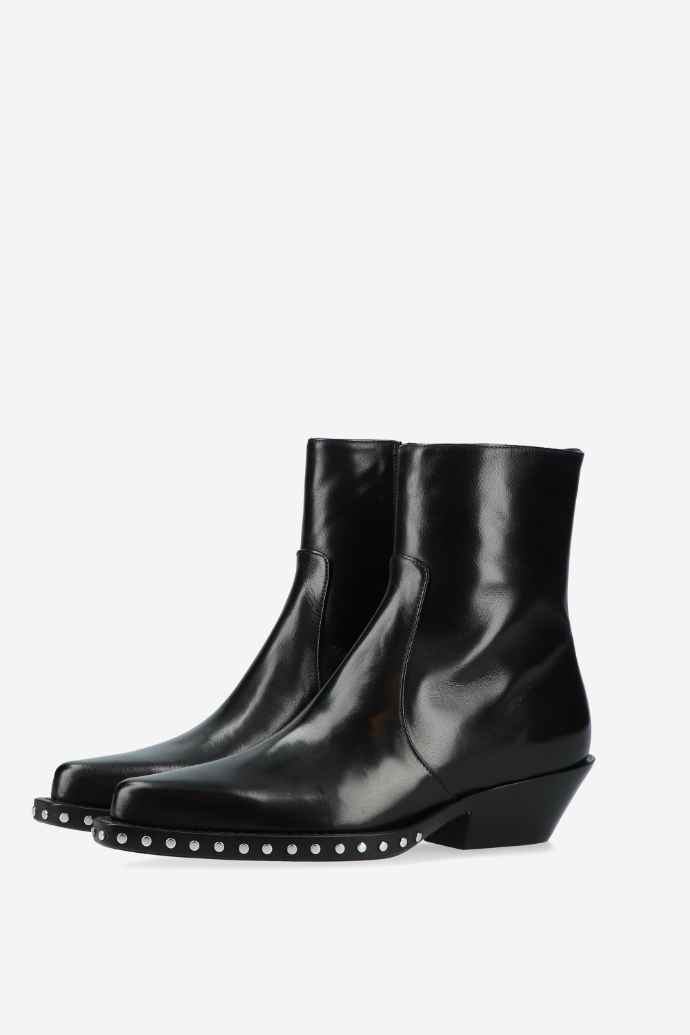 Incomplete leather boots