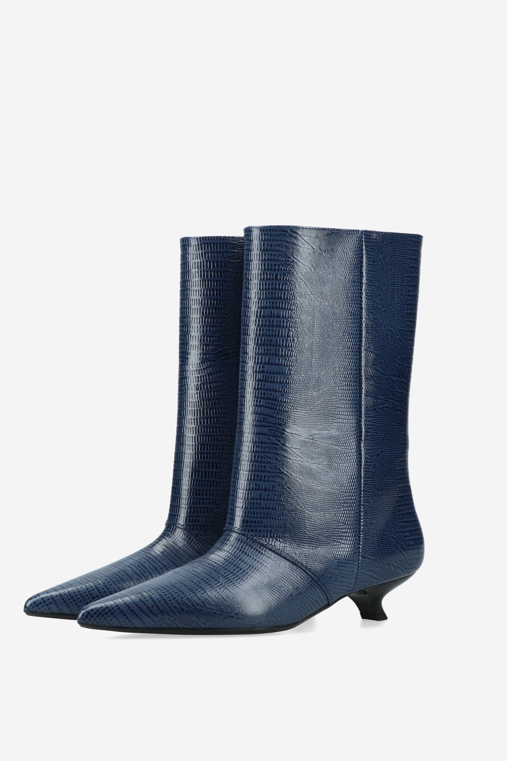 Unforgettable leather boots