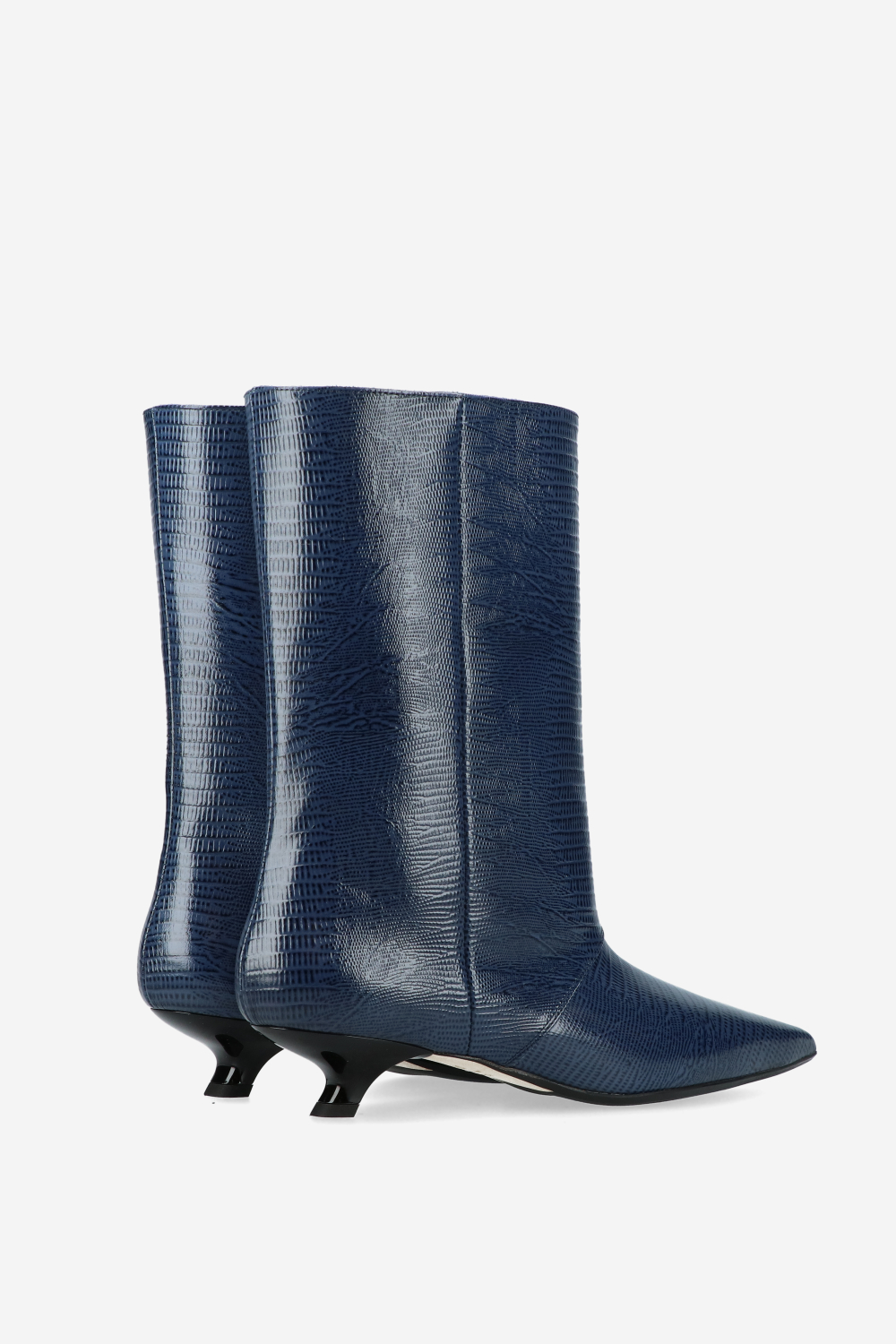 Unforgettable leather boots