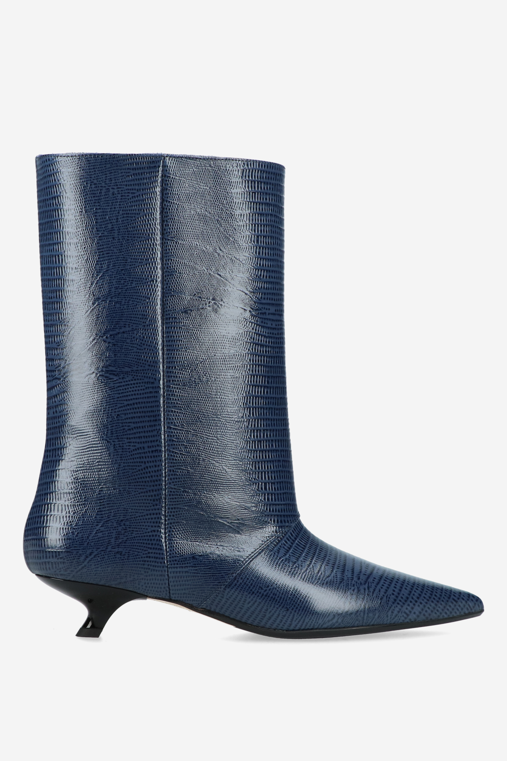 Unforgettable leather boots