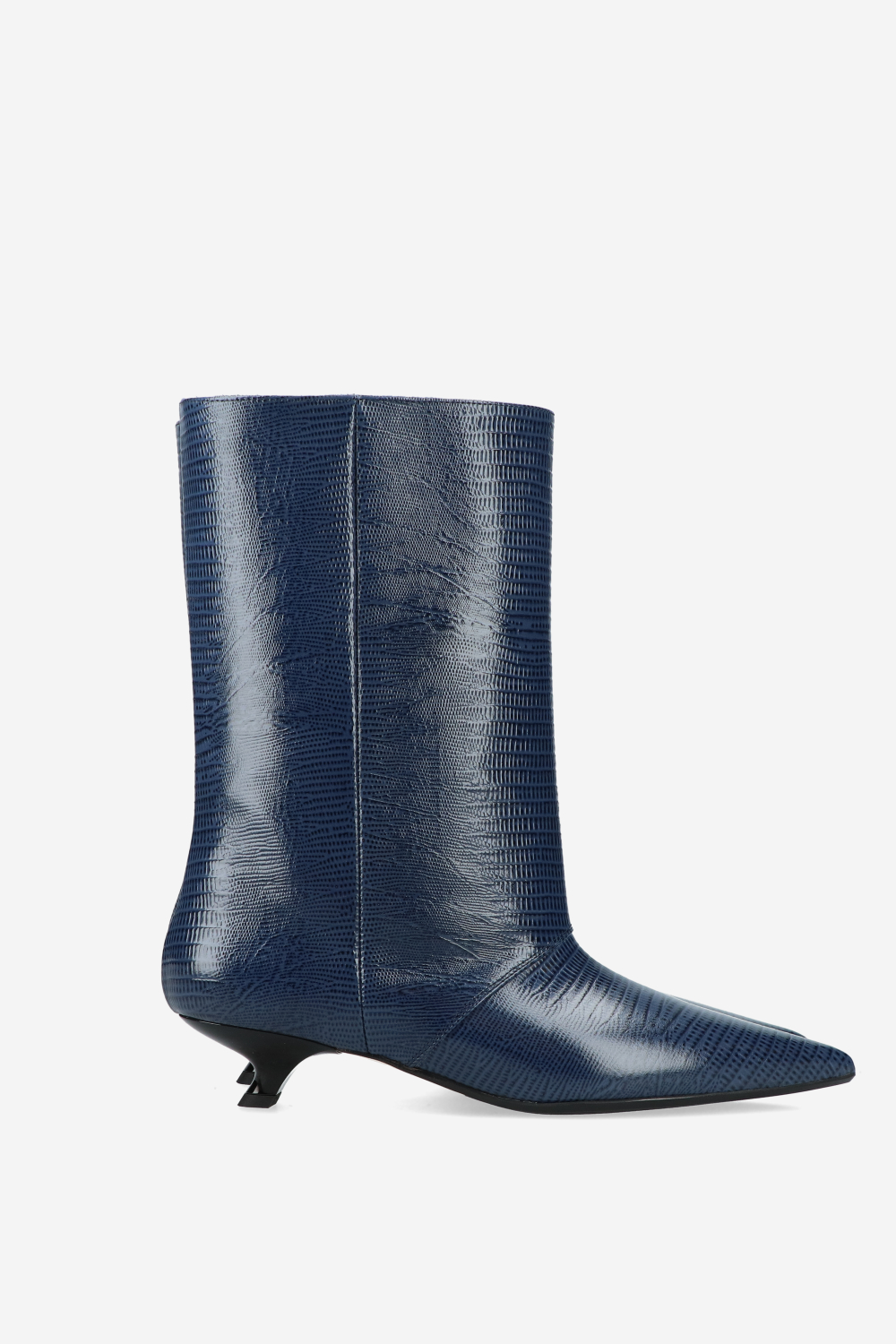 Unforgettable leather boots