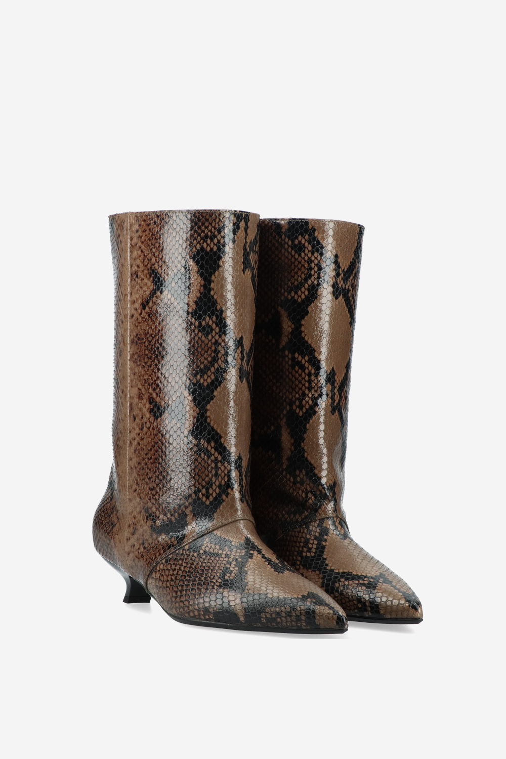 Unforgettable pitone leather boots