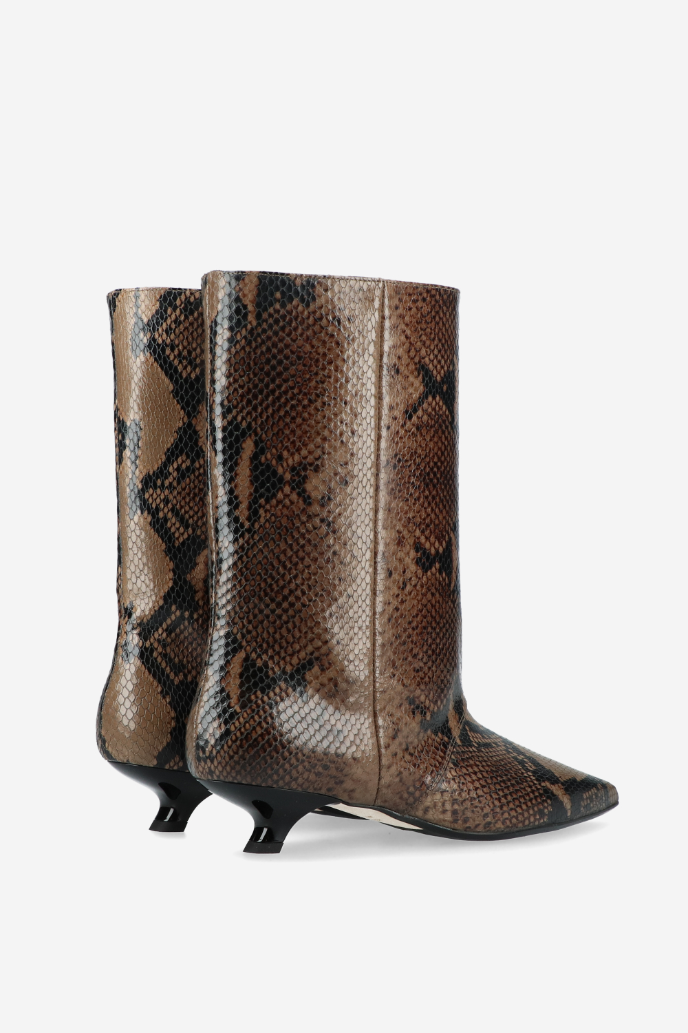 Unforgettable pitone leather boots