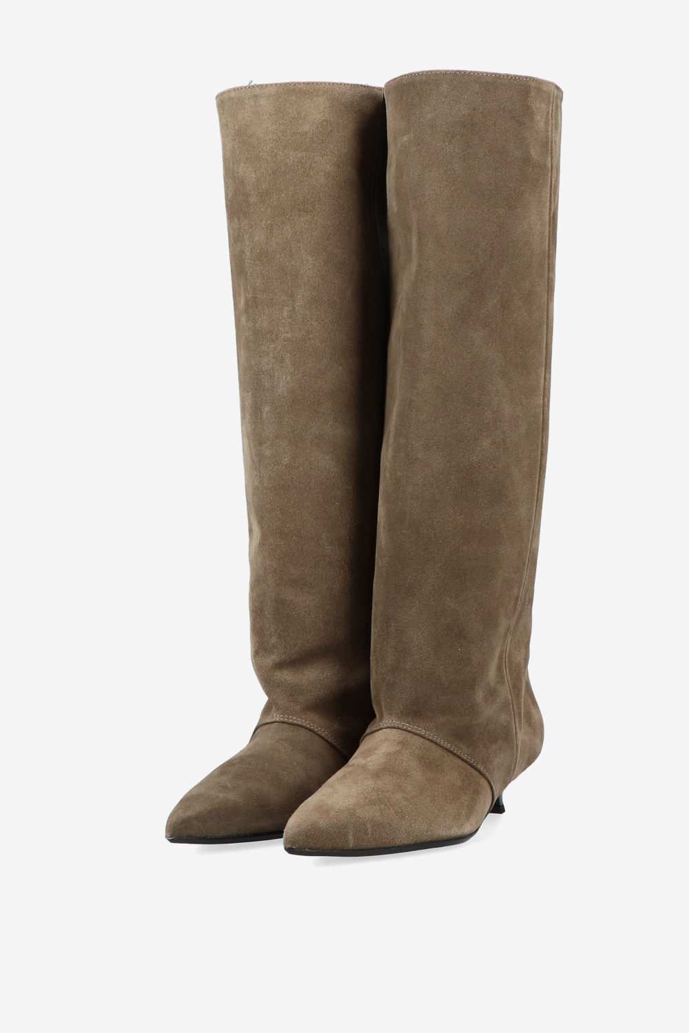 Beggin’ suede boots