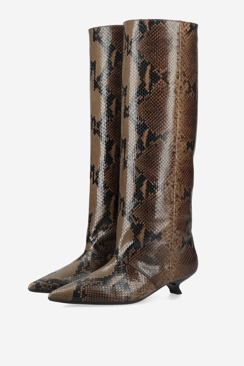 Beggin’ pitone leather boots