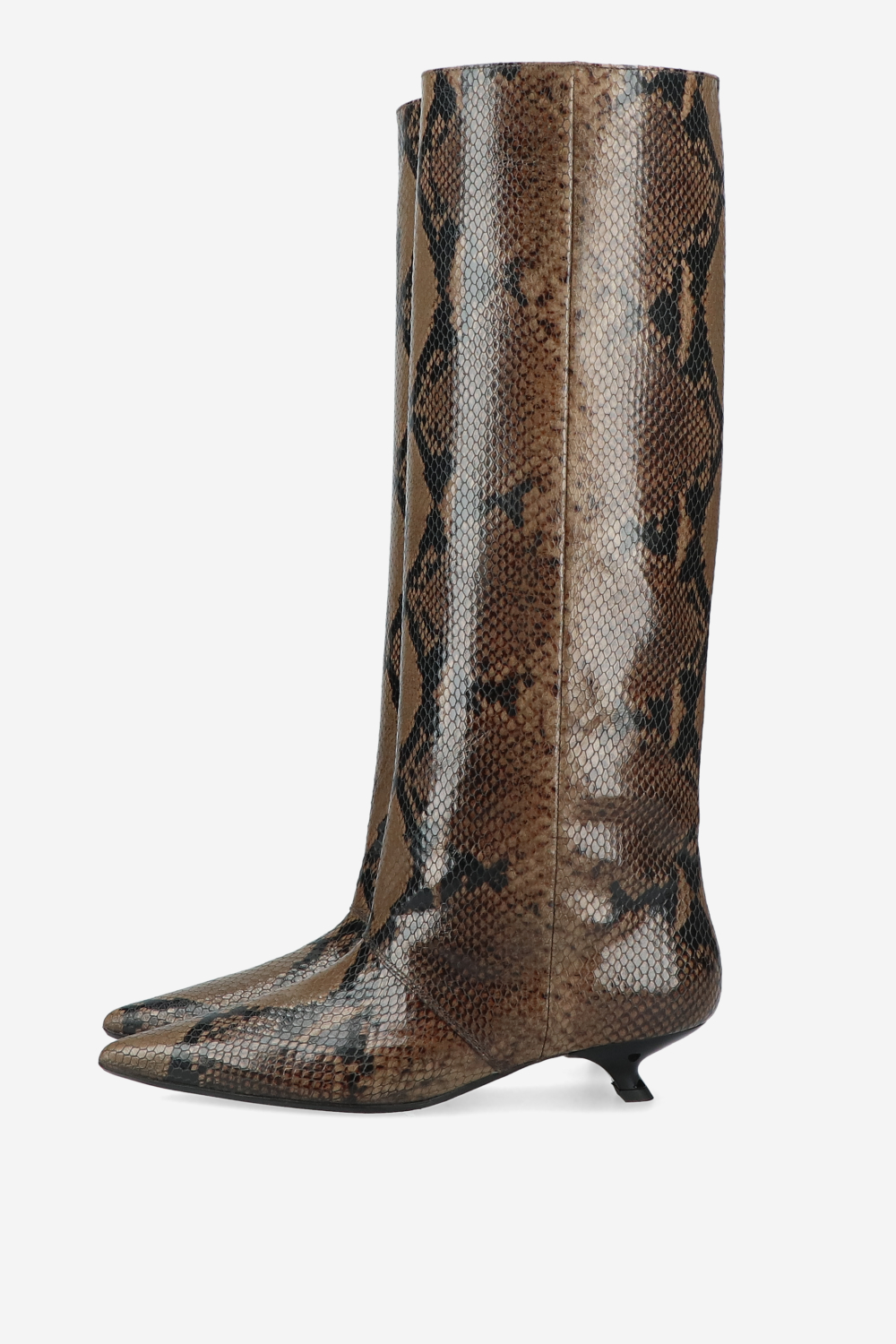 Beggin’ pitone leather boots