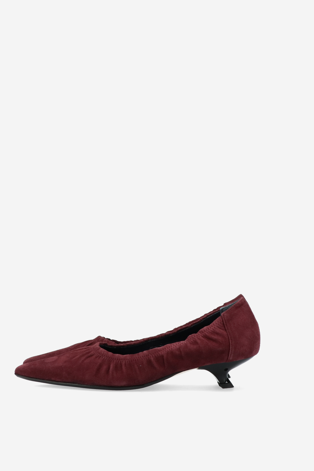 Dammage suede pumps