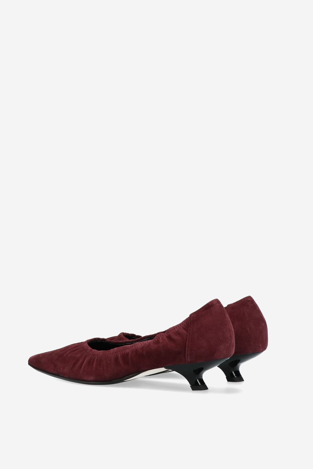 Dammage suede pumps