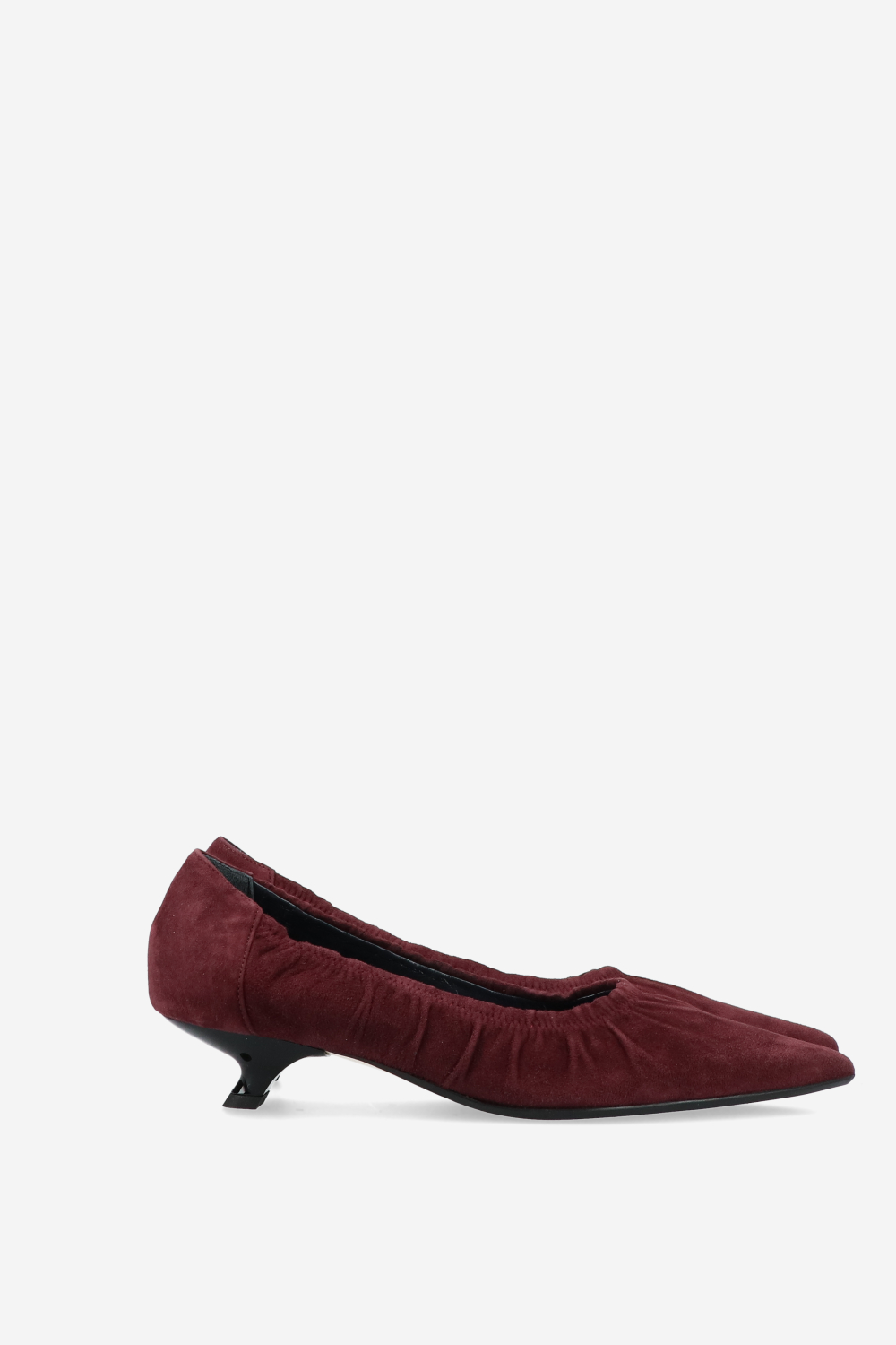 Dammage suede pumps