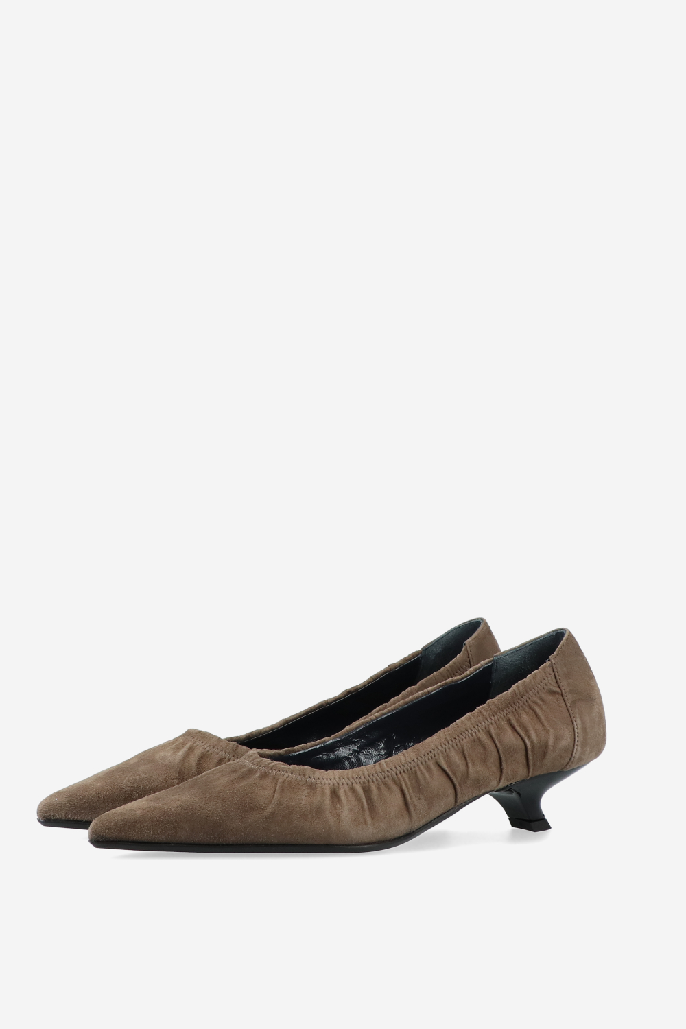 Dammage suede pumps