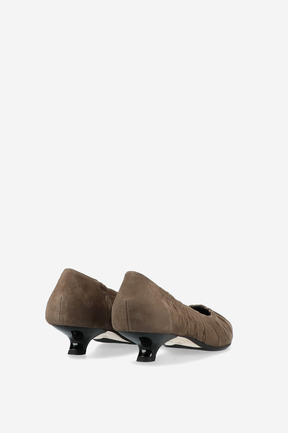 Dammage suede pumps