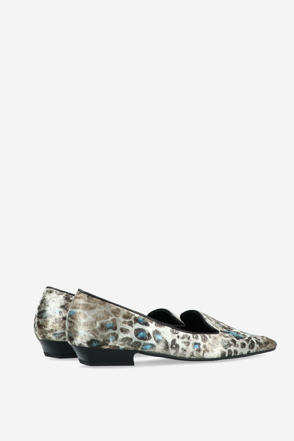 Velvet printed loafers