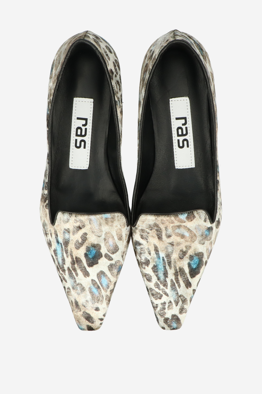 Velvet printed loafers