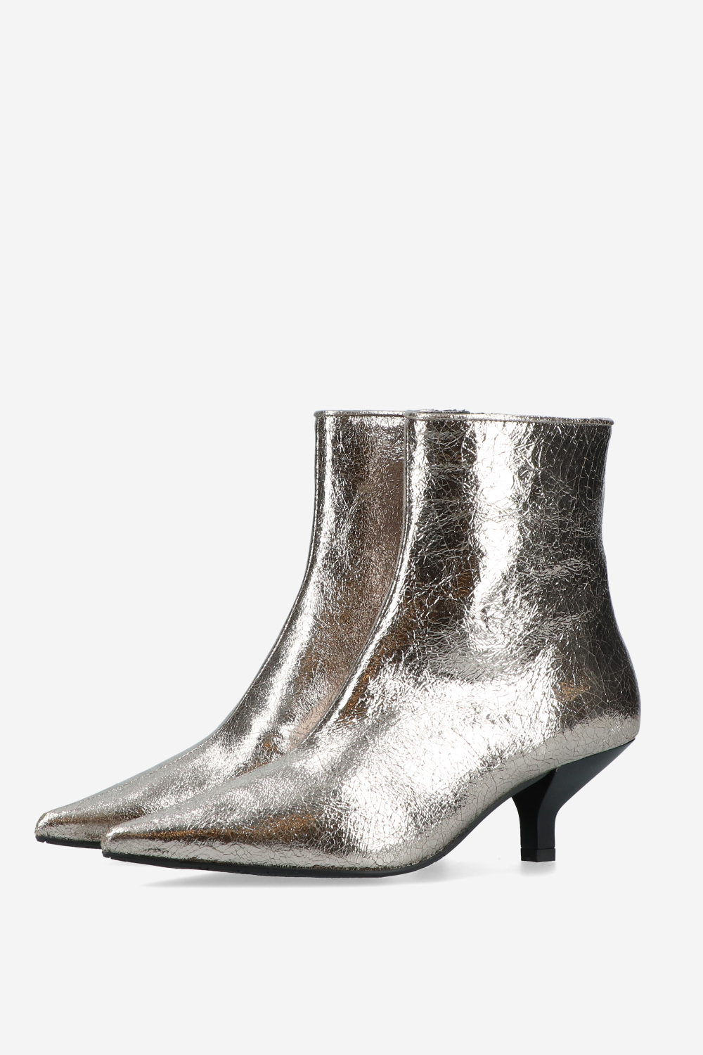 Craquele leather boots