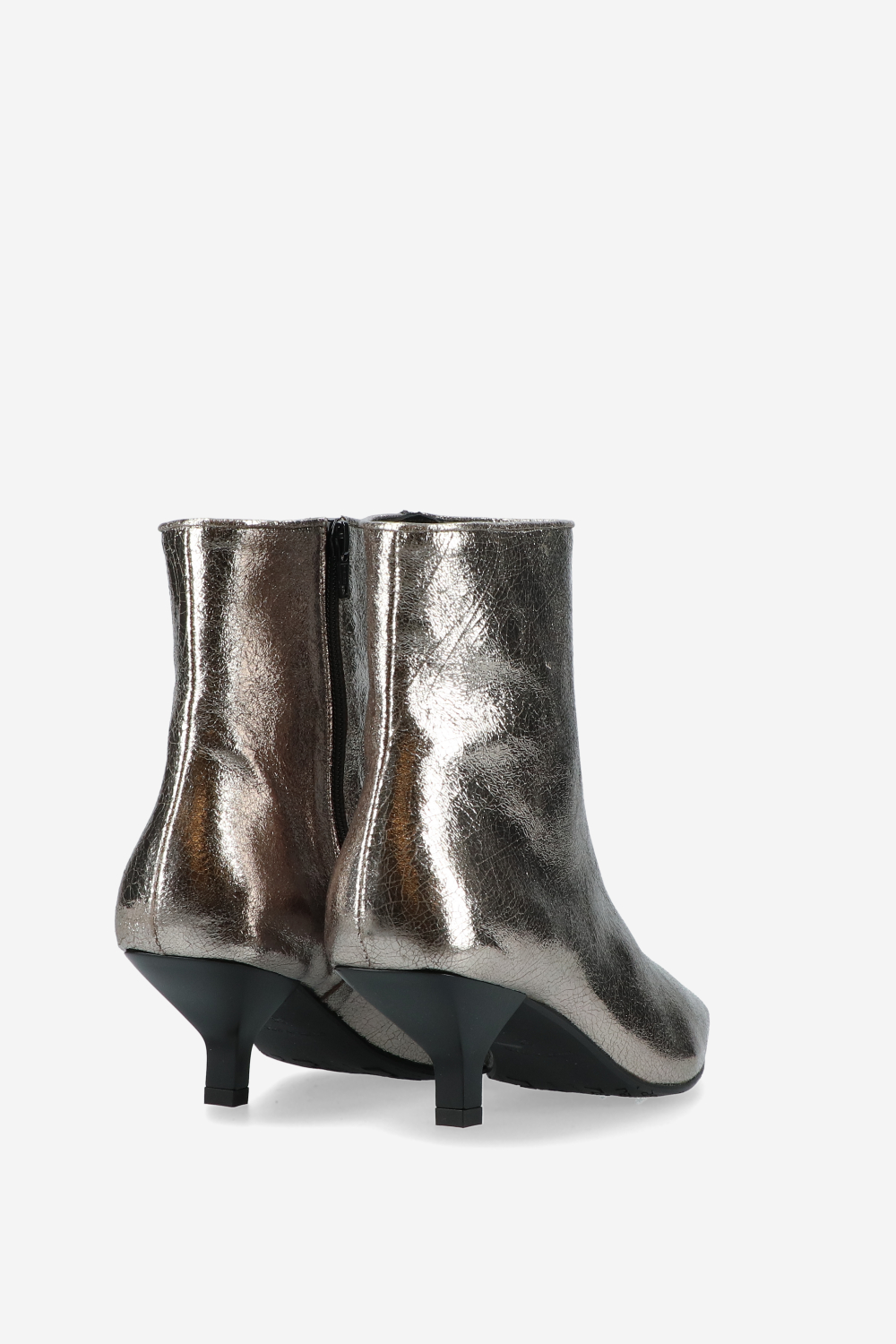 Craquele leather boots