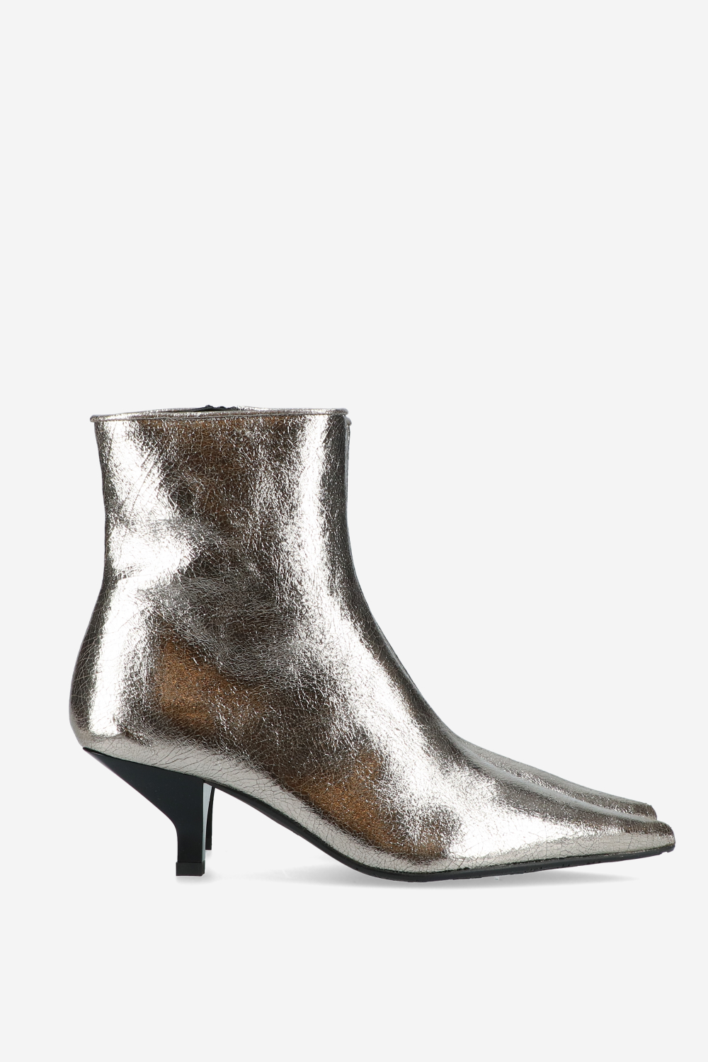 Craquele leather boots